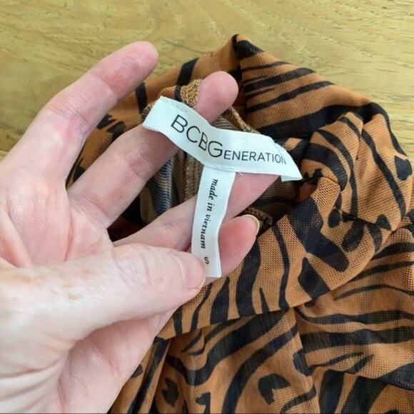 BCBGeneration Sheer Print High Neck Top in Tan & Black - Picture 4 of 5
